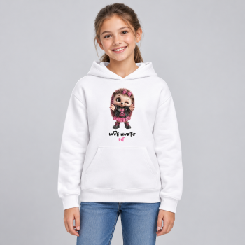 m Mädchen mit weißeHoodie und Punk Igel Print  im Studio